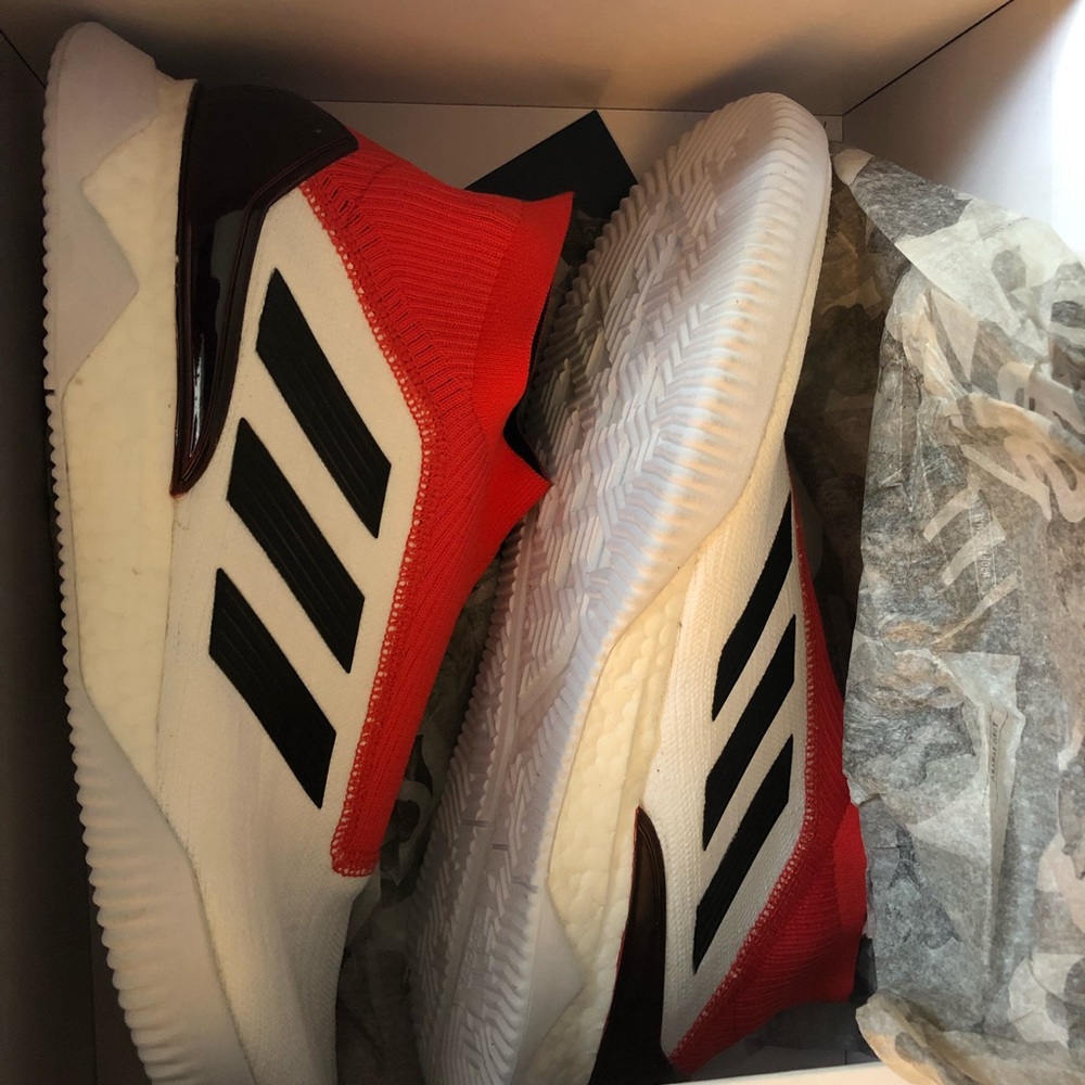Brand new Adidas Predator Tango sneakers - Picture 3 of 5